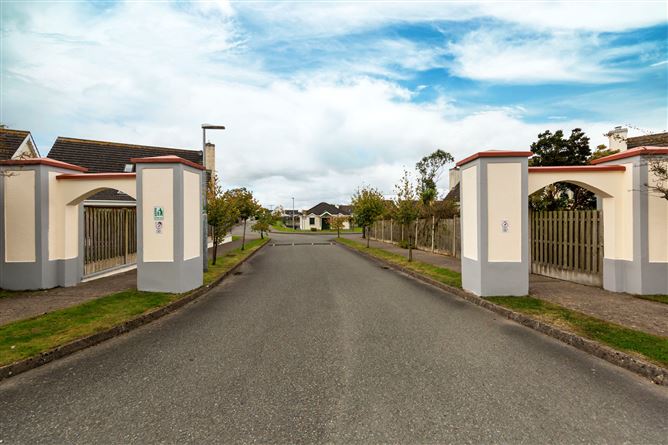 14 Chestnut Grove, Rosslare Strand, Co. Wexford