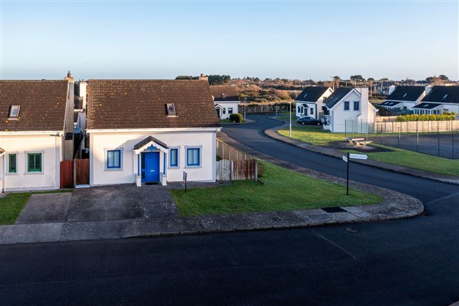 14 Chestnut Grove, Rosslare Strand, Co. Wexford