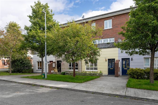5 Charlestown Avenue, Saint Margaret`s Road, Dublin 11