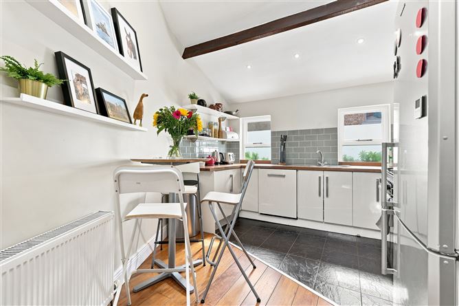 Photo 7 of 22 — 19 St David's Terrace, , Blackhorse Ave, Dublin 7