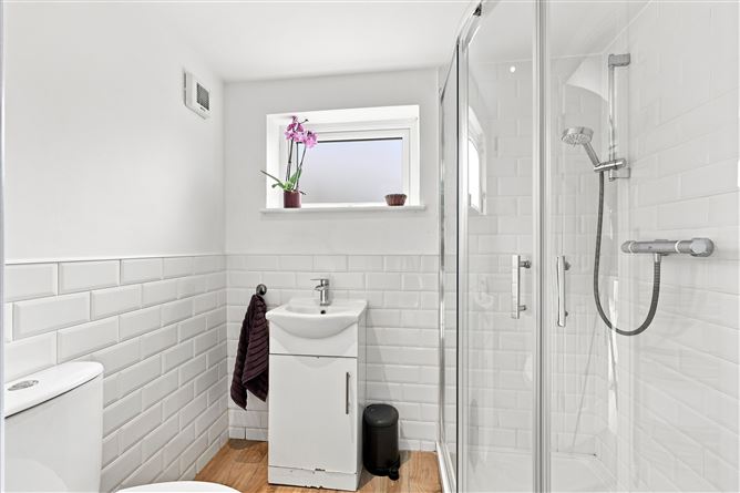 Photo 10 of 22 — 19 St David's Terrace, , Blackhorse Ave, Dublin 7