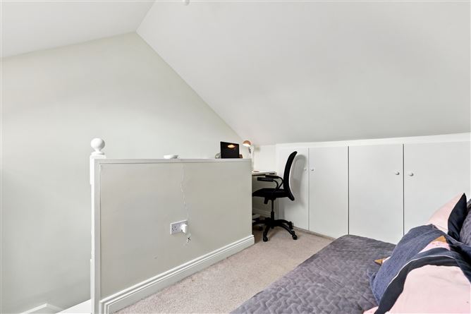 Photo 18 of 22 — 19 St David's Terrace, , Blackhorse Ave, Dublin 7