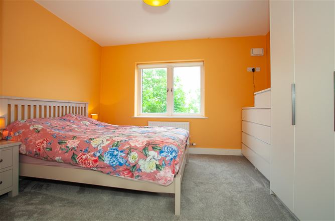 Photo 18 of 37 — 1 Shackelton Drive, Lucan, Co. Dublin , Dublin County, Dublin