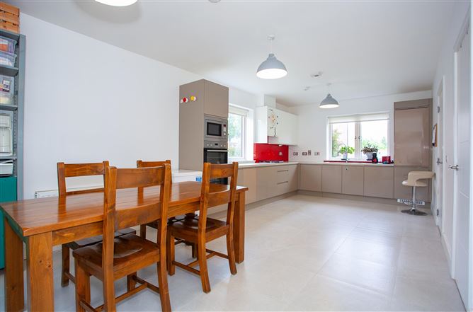 1 Shackelton Drive, Lucan, Co. Dublin , Dublin County, Dublin