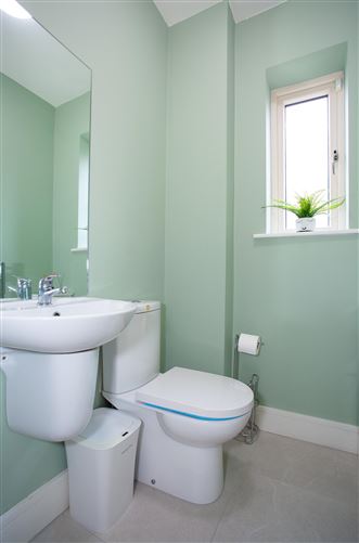 Photo 11 of 37 — 1 Shackelton Drive, Lucan, Co. Dublin , Dublin County, Dublin