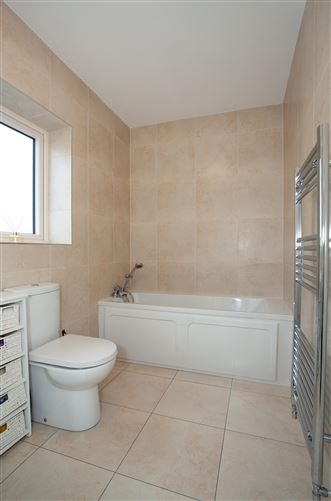 Photo 27 of 37 — 1 Shackelton Drive, Lucan, Co. Dublin , Dublin County, Dublin