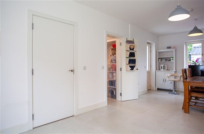 1 Shackelton Drive, Lucan, Co. Dublin , Dublin County, Dublin