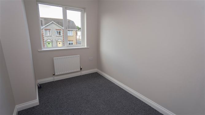 Photo 15 of 18 — 19 College Heights, Dundalk, Co. Louth