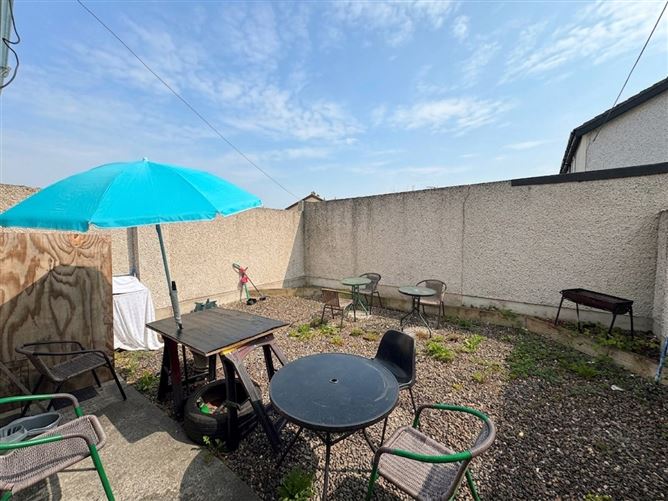 44 & 44A Shancastle Crescent, Dublin 22, Clondalkin