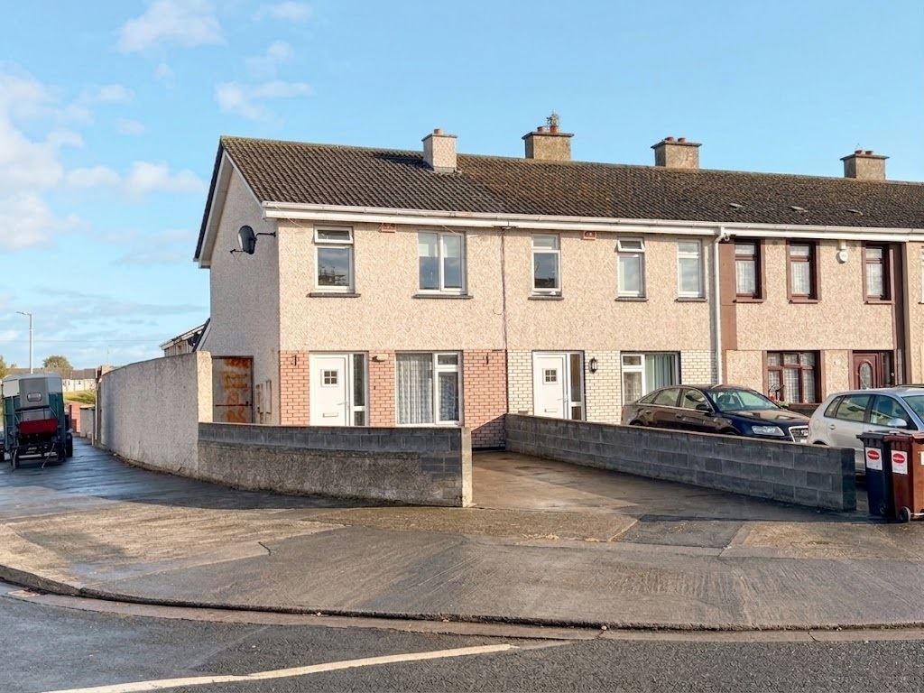 44 & 44A Shancastle Crescent, Dublin 22, Clondalkin