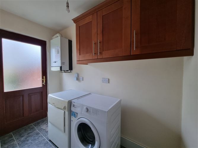 10 The Crescent, Cnoc na Greine, Kilcullen, Kildare