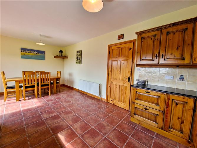 2 Liosamble, Ballindine, Co. Mayo