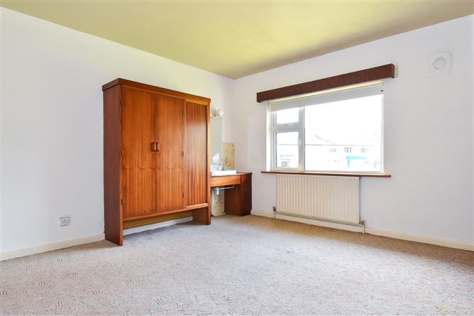 Setanta, 2 Dalton Place, Salthill, Galway