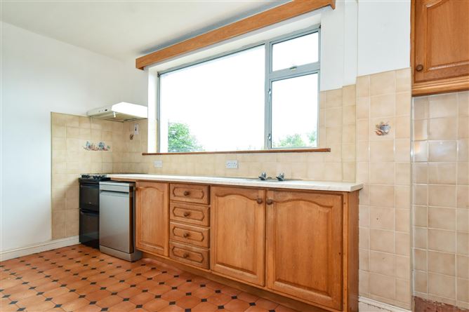 Setanta, 2 Dalton Place, Salthill, Galway