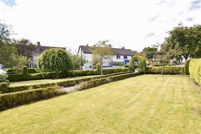 Setanta, 2 Dalton Place, Salthill, Galway