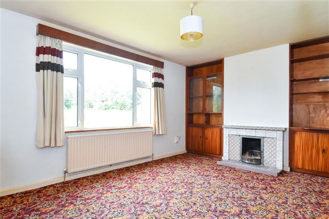 Setanta, 2 Dalton Place, Salthill, Galway