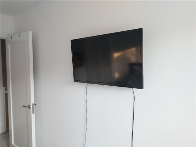 New cosy ensuite and single bedroom, Dublin