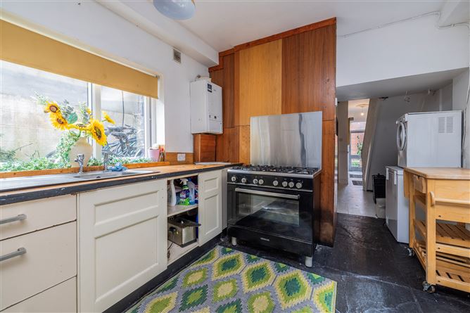 Carlref, 33A Main Street, Chapelizod, Dublin 20, Co. Dublin