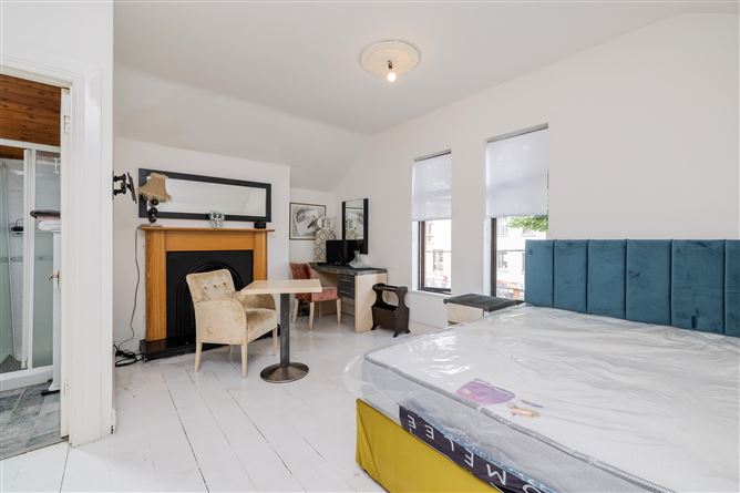 Carlref, 33A Main Street, Chapelizod, Dublin 20, Co. Dublin