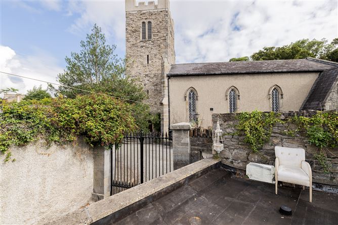 Carlref, 33A Main Street, Chapelizod, Dublin 20, Co. Dublin
