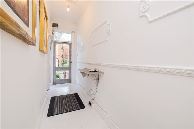 Carlref, 33A Main Street, Chapelizod, Dublin 20, Co. Dublin