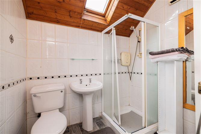 Carlref, 33A Main Street, Chapelizod, Dublin 20, Co. Dublin