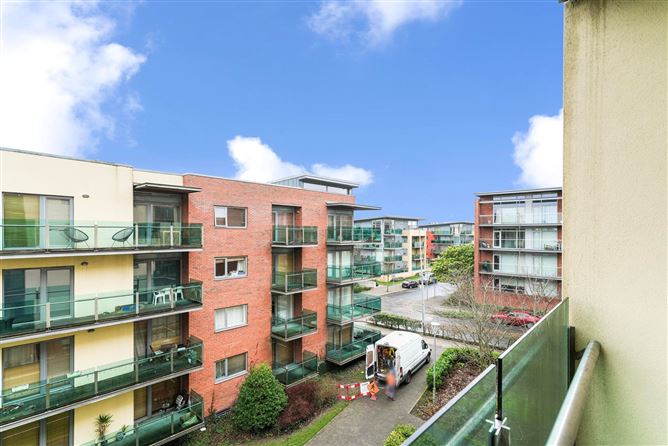 71 Glenesky Square, Phoenix Park Racecourse, Castleknock, Dublin 15