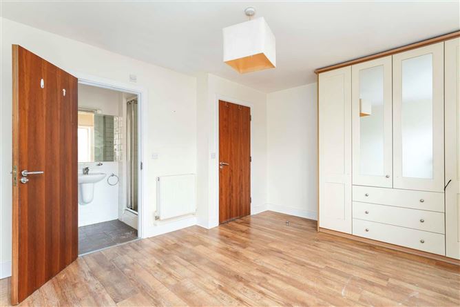 71 Glenesky Square, Phoenix Park Racecourse, Castleknock, Dublin 15