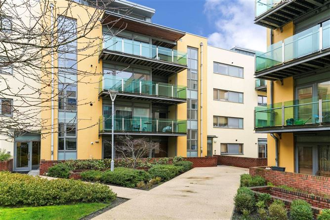 71 Glenesky Square, Phoenix Park Racecourse, Castleknock, Dublin 15