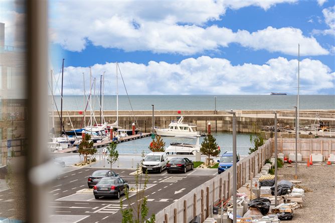 Photo 13 of 28 — 3 The Strand, Marina Village, Greystones, Co. Wicklow