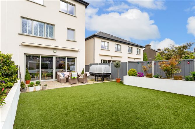 Photo 9 of 28 — 3 The Strand, Marina Village, Greystones, Co. Wicklow