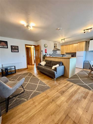 2 Benrue, Rathasker Road, Naas, Kildare