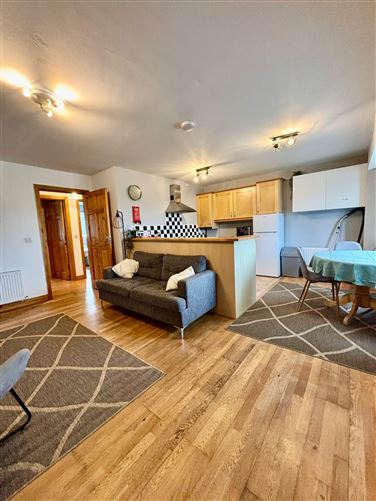 2 Benrue, Rathasker Road, Naas, Kildare