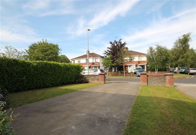 21 Woodstown Heath, Knocklyon, D16