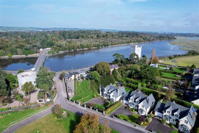 No 2 Cois Fota, Belvelly, Cobh, Cobh, Cork