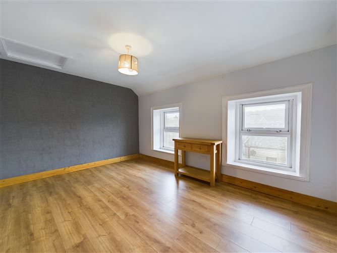 24 Thomas Hill, Waterford City, Waterford