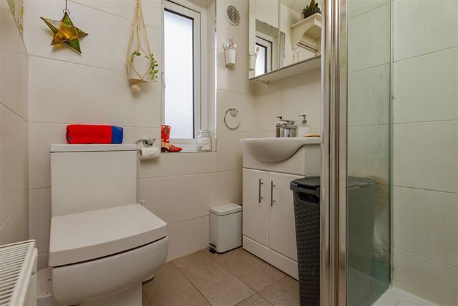 102 Clonmacnoise Road, Crumlin, Dublin 12