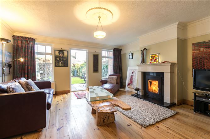 60 Brookfield, Kimmage, Dublin 12