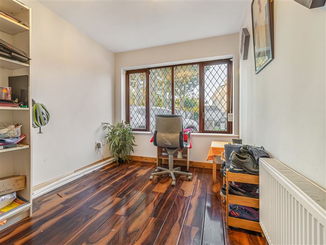 12 The Crescent, Liffey Hall, Newbridge, Kildare
