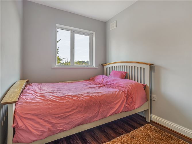 12 The Crescent, Liffey Hall, Newbridge, Kildare