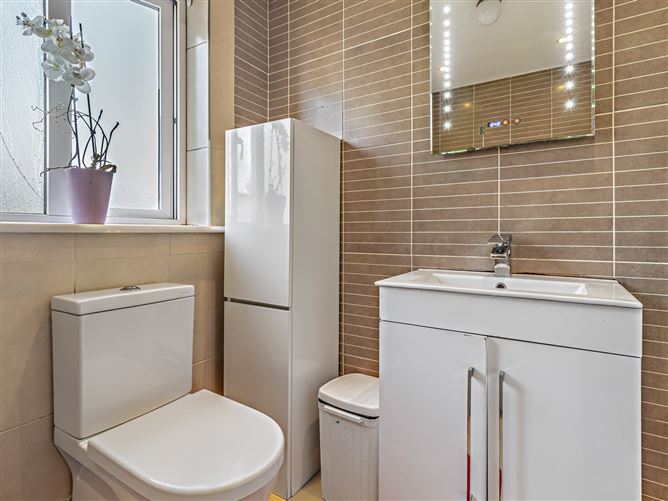12 The Crescent, Liffey Hall, Newbridge, Kildare