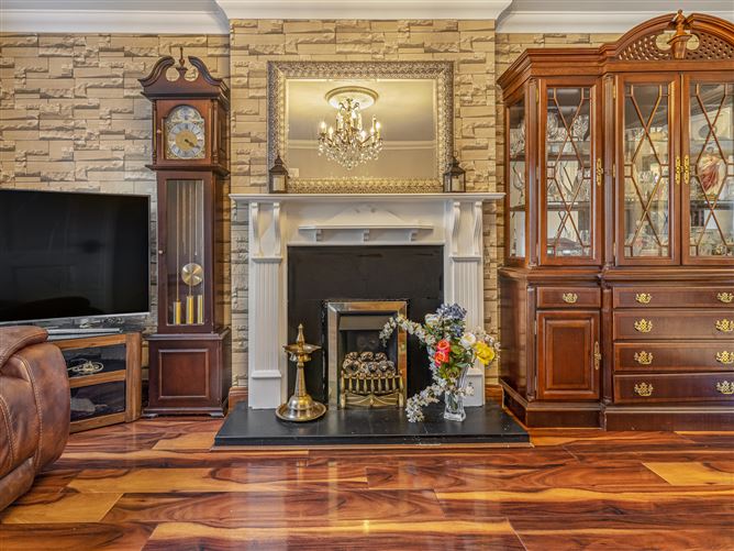 12 The Crescent, Liffey Hall, Newbridge, Kildare