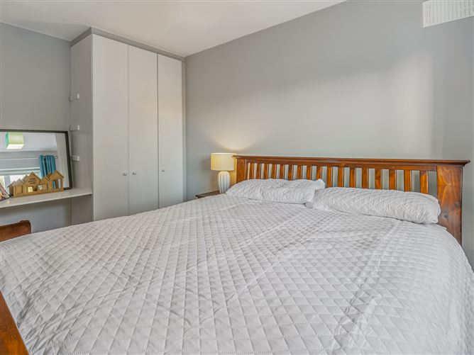 12 The Crescent, Liffey Hall, Newbridge, Kildare