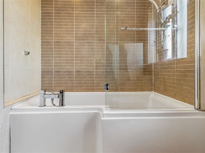 12 The Crescent, Liffey Hall, Newbridge, Kildare