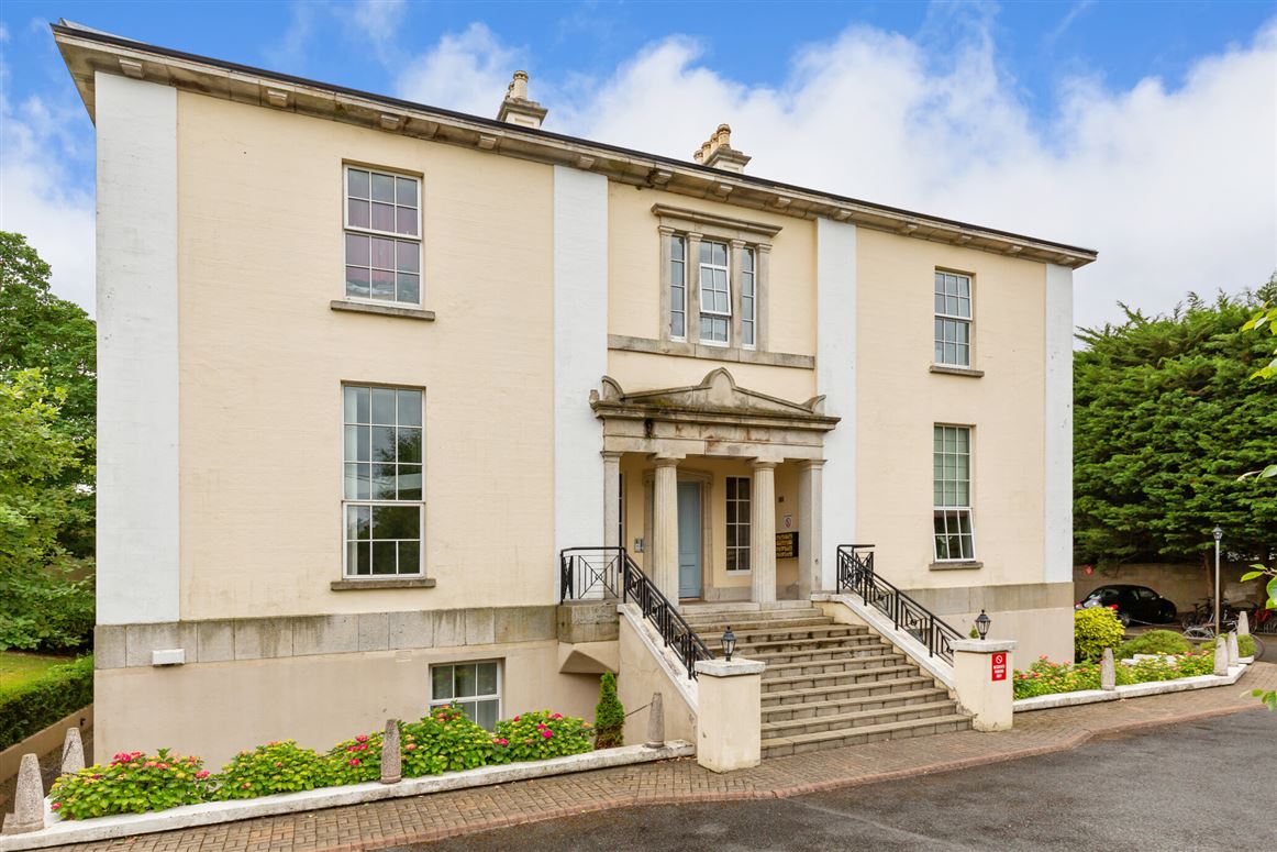 15 Roebuck Hall, Clonskeagh, Dublin 14
