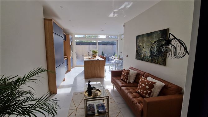 27 Ebenezer Terrace, South Circular Road, Dublin 8