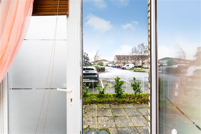 53 Melville Drive, Meakstown, Dublin 11