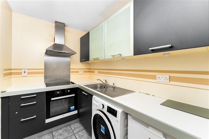 53 Melville Drive, Meakstown, Dublin 11