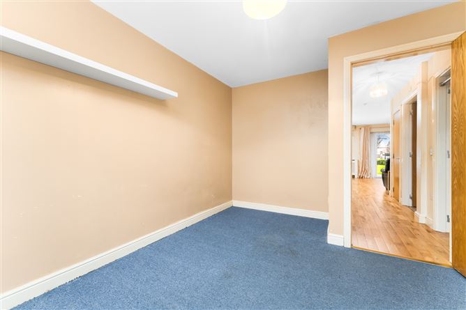 53 Melville Drive, Meakstown, Dublin 11