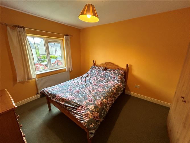20 The Cedars, Classes Lakes, Ovens, Cork